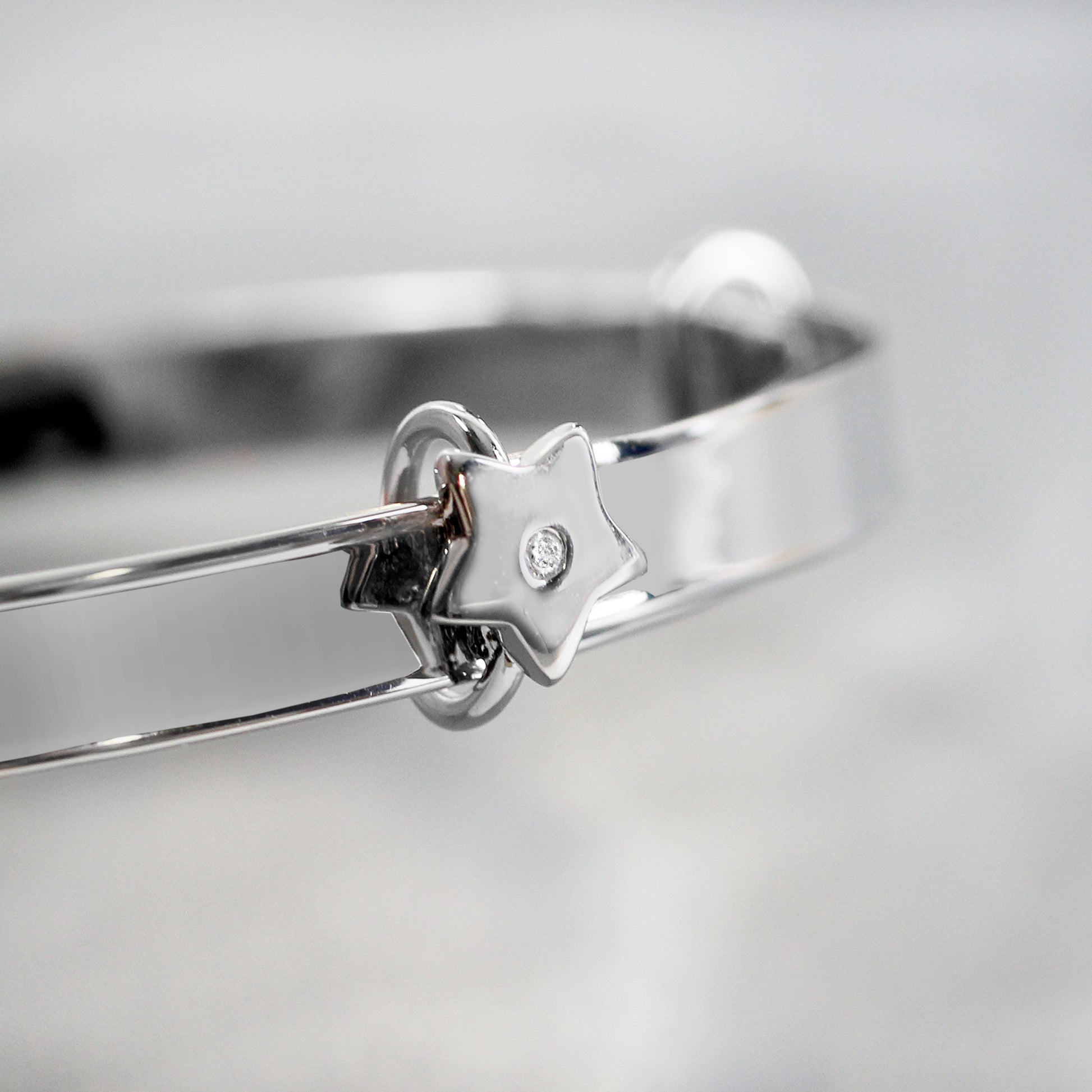 Personalised Sterling Silver Childs Expanding Diamante Star Bracelet Peach Bomb Fashion, Jewellery, Homeware & Gifts Jewellery