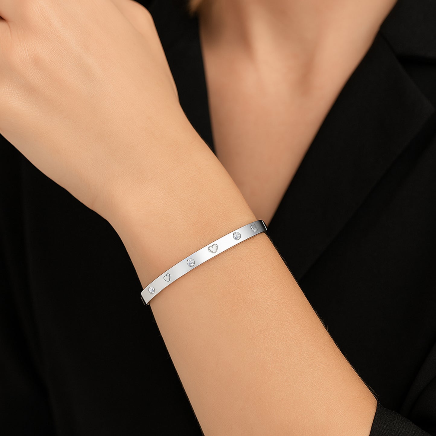 silver heart bracelet for women gift box “Love is All Around” Engraved Message Bangle with Cubic Zirconia birthday anniversary mum mother girlfriend wife daughter sister auntie best friend