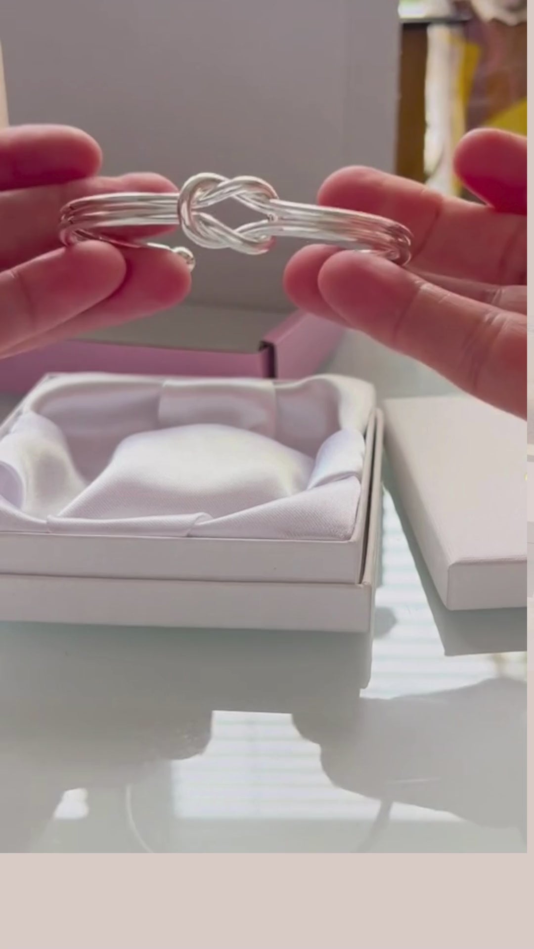 womens silver love knot bangle bracelet gift box luxury mother mum sister daughter auntie granny grandmother