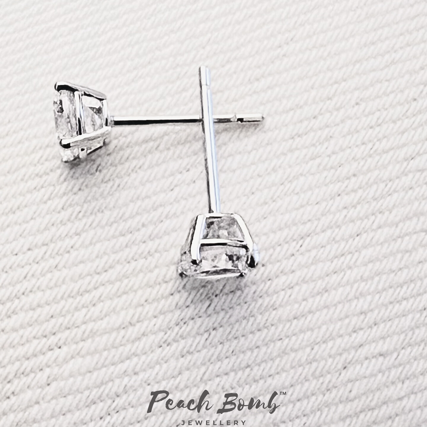 Silver Earrings for Women and Men. Sparkling Diamond Stud Style in Gift Box