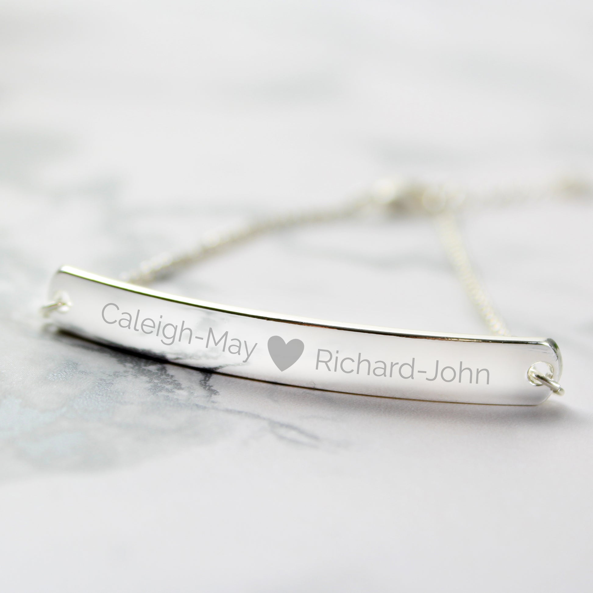 personalised name bar ID bracelet hearts silver gift for her birthday anniversary friendship mother mummy mum sister auntie daughter wife girlfriend