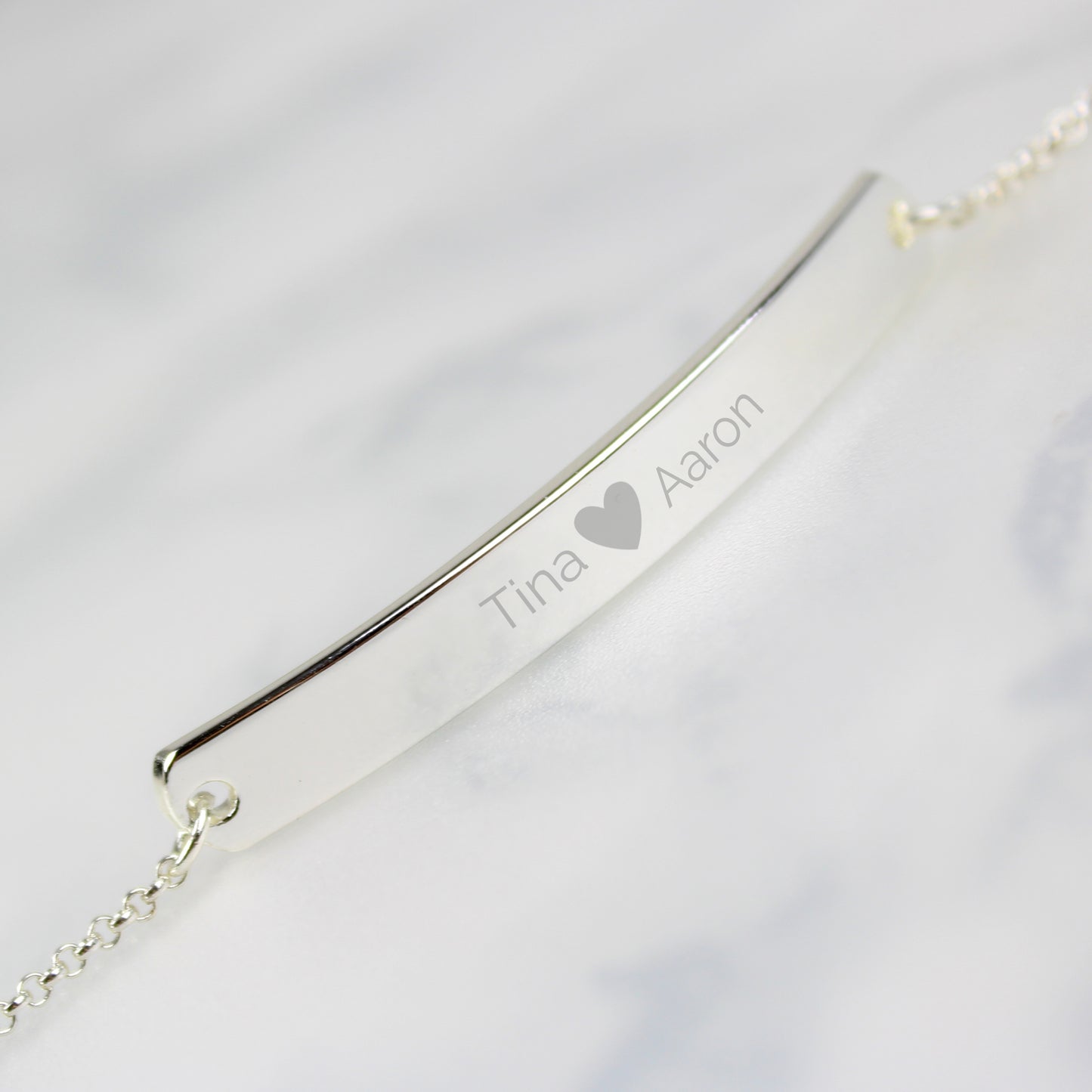 personalised name bar ID bracelet hearts silver gift for her birthday anniversary friendship mother mummy mum sister auntie daughter wife girlfriend